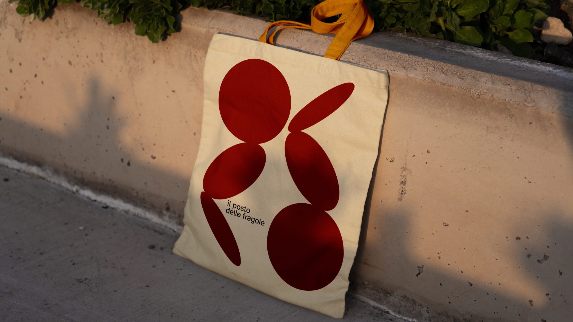 Tote bag con il marchio pieno